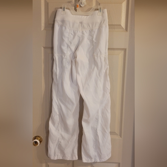 Studio pants - Picture 2 of 3